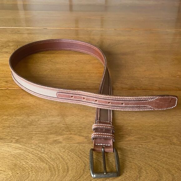 Eddie  Bauer belt - Picture 1 of 9